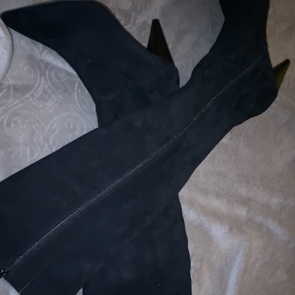 Knee high all black boots w/ heels